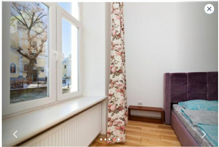 Три Кімнати Вулиця Грушевського 9 Центр Міста Львів Apartment Luaran gambar